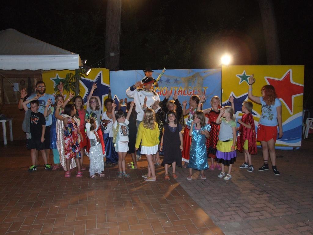 Camping Villaggio Italgest SantʼArcangelo Kültér fotó